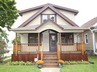 1100 S 85th St, West Allis, WI 53214