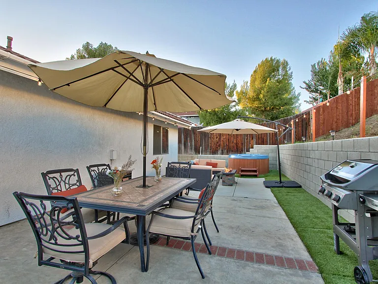 27086 Winchester Creek Ave — Photo 30
