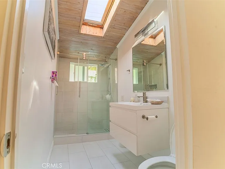 5179 Canoga Ave — Photo 11