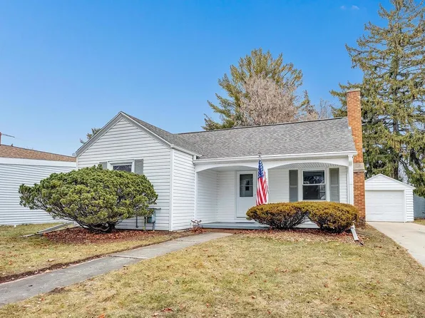 1276 Dousman St, Green Bay, WI 54303