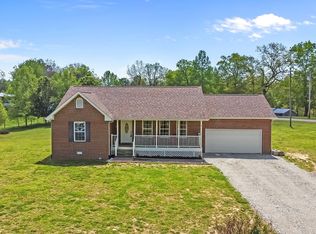 1000 Lewis Rd, Burns, TN 37029