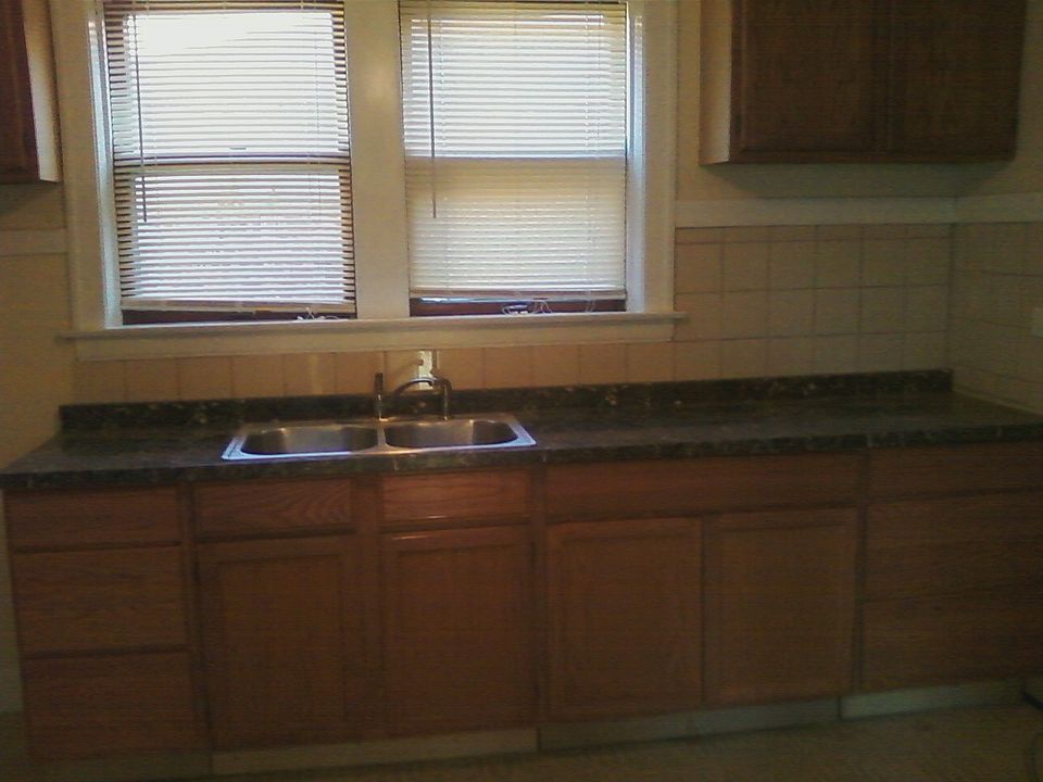 1st image of 6606 S Albany Ave APT 1R