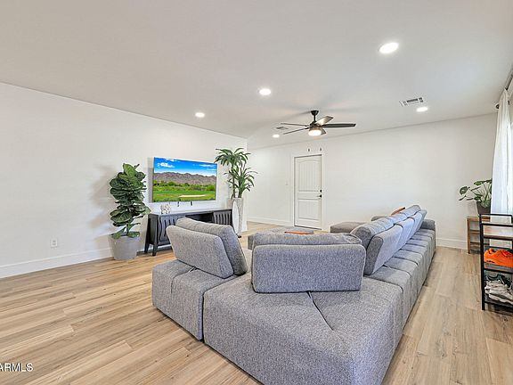 5th image of 8117 E OSBORN Road