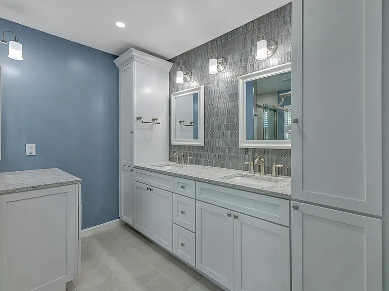 1427 McLean Mews Ct — Photo 18