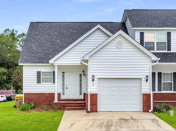13 Cypress Ln, Richmond Hill, GA 31324