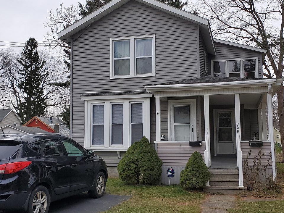 1st image of 908 Tulip St #1
