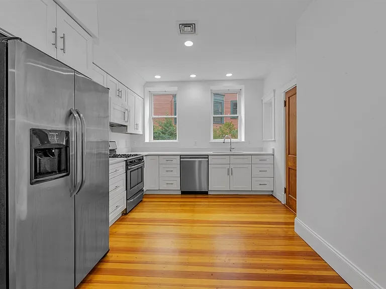 79 Perkins St #2 — Photo 1