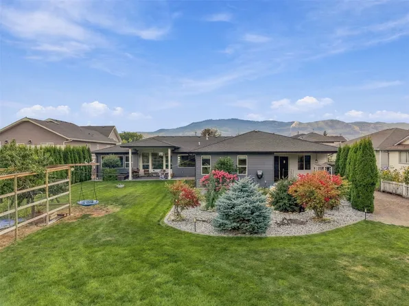 1848 Parkcrest Ave, Kamloops, BC V2B 4Y3