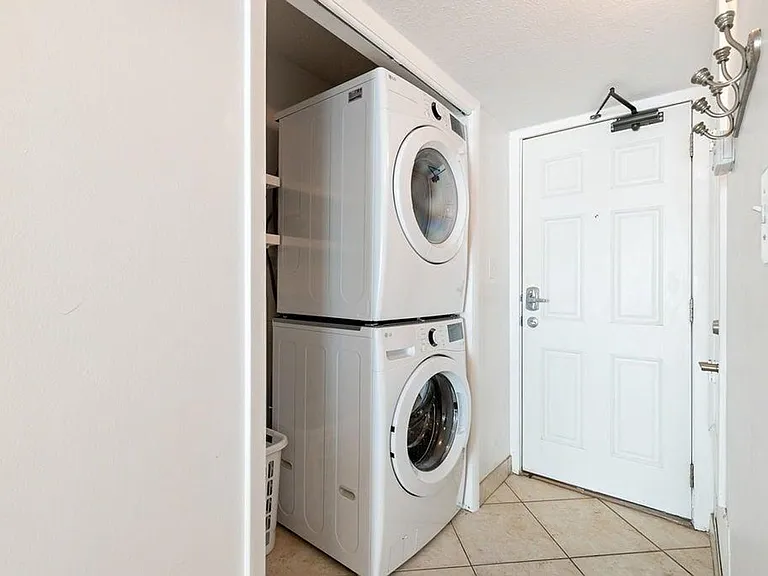Washer/Dryer
