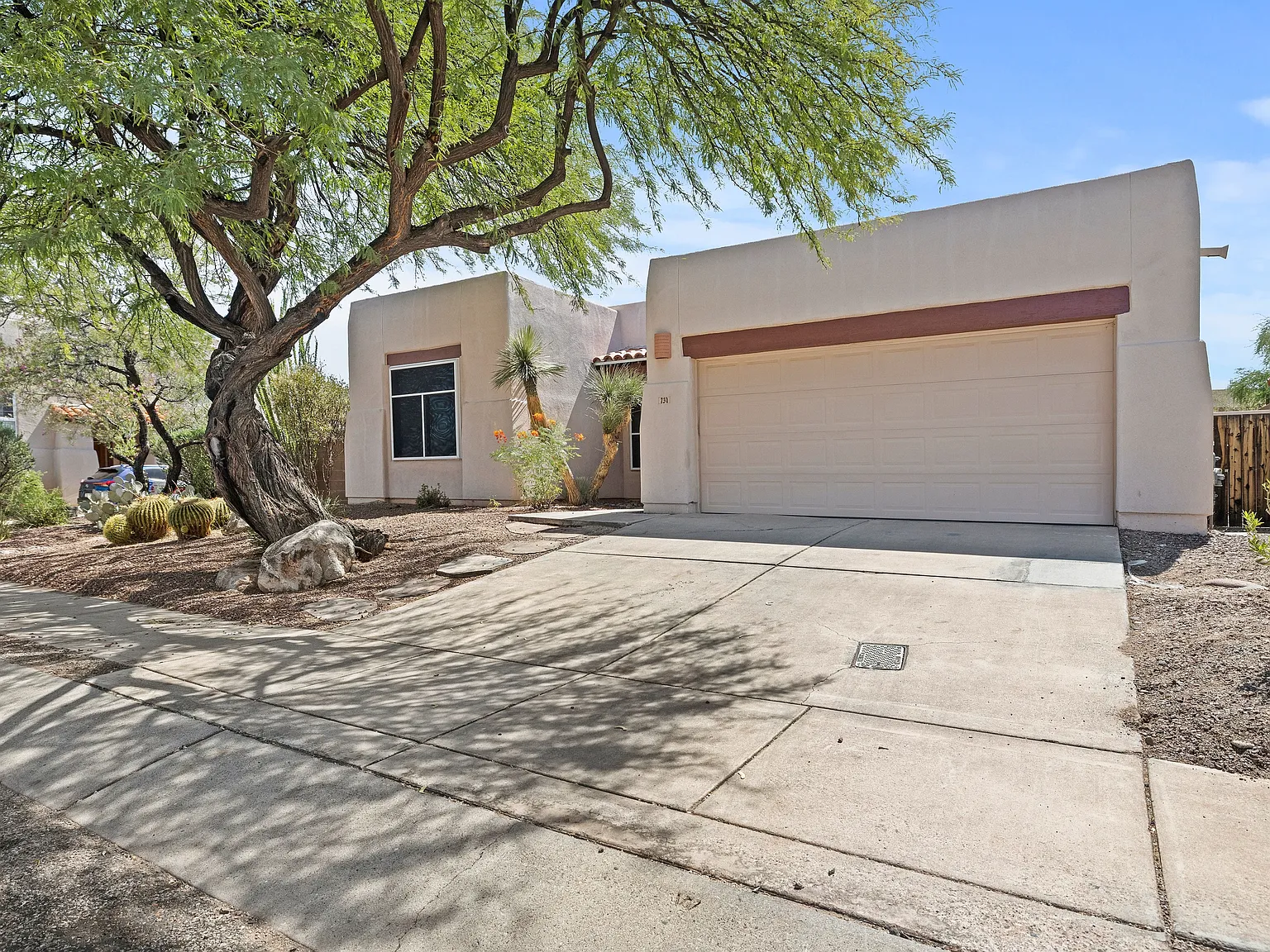 730 N. Northern Vista Place - 1 — Photo 2