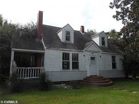 2nd image of 108 Byrd St