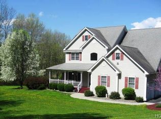 335 Stone Schoolhouse Rd, Bloomingburg, NY 12721