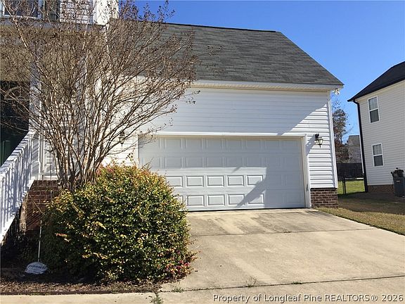 3rd image of 520 Tucks Ct