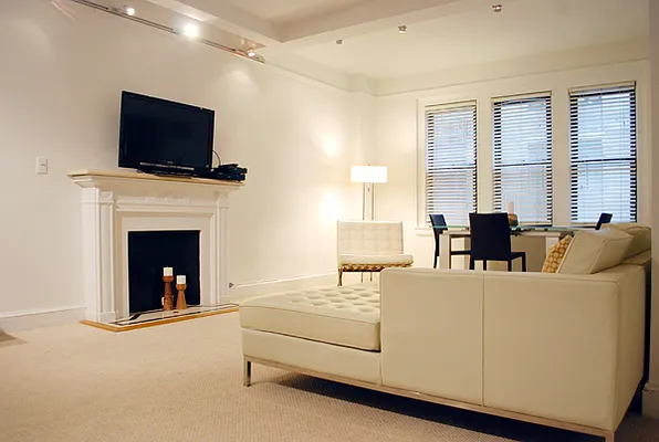 Rented by WAM Partners - William Moses Co. | media 98