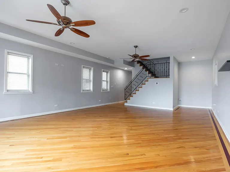 1335 W Walton St #2 — Photo 5