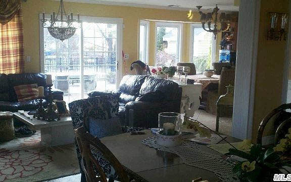 3rd image of 6 Westwood Ave