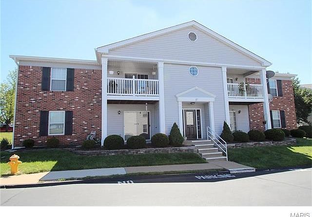 1st image of 27 Berview Cir APT D