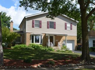 448 E Austin Ave, Libertyville, IL