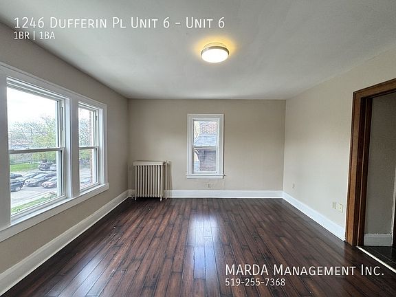 2nd image of 1246 Dufferin Pl #6