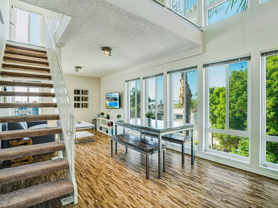 1st image of 3600 Bagley Ave APT 301