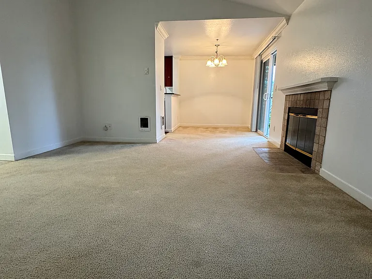 1843 S 286th Ln #T201 — Photo 1