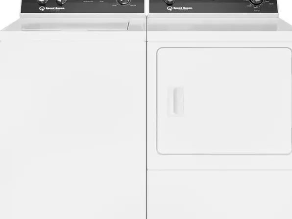 17808 Lakeshore Blvd, Cleveland, OH 44119