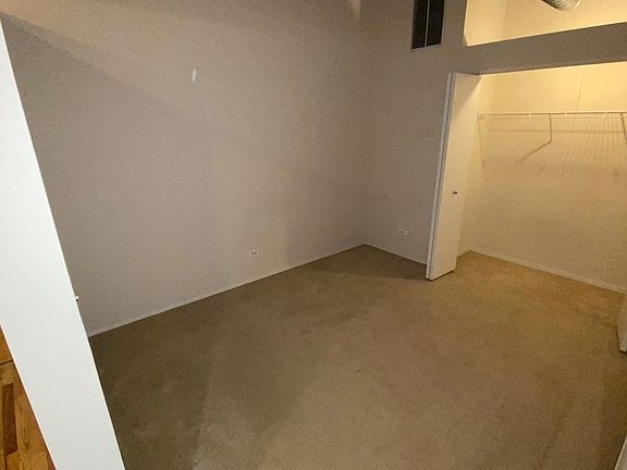 4th image of 2911 N Western Ave APT 106
