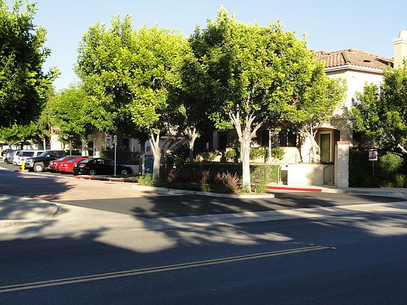 driveway entrance