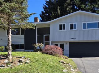 22109 93 Place W, Edmonds, WA 98020