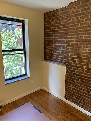 Rented by J Misrahi Realty Corp | media 30