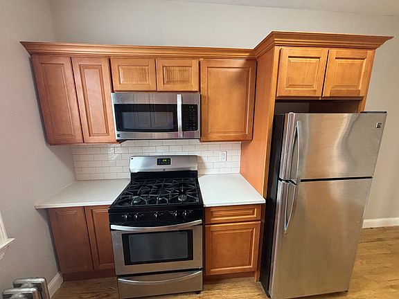 2nd image of 151 1st St #2A