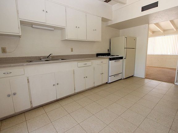 2nd image of 1642 N Winstel Blvd