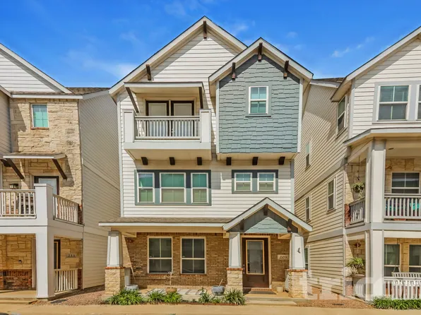 209 South Village Way, Lewisville, TX 75057