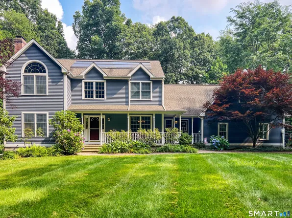 33 Tanglewood Drive, Colchester, CT 06415
