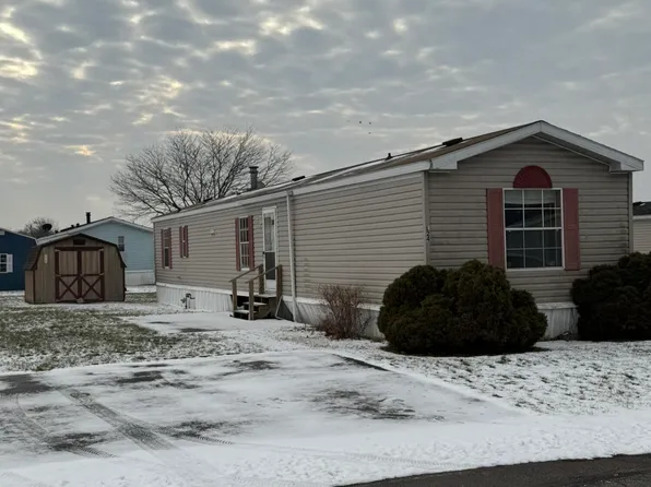 24 Loop Rd, Watsontown, PA 17777