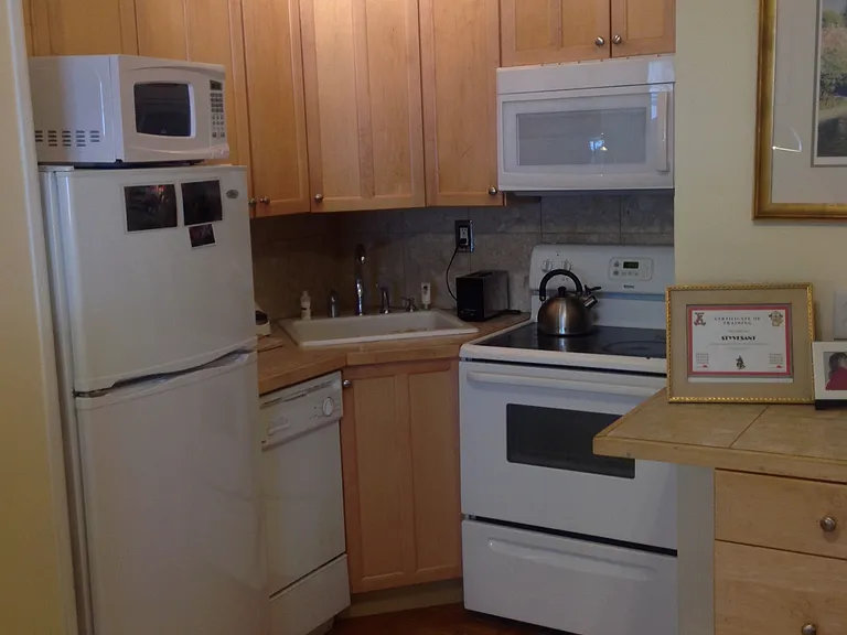 21 Beacon St #6E — Photo 7