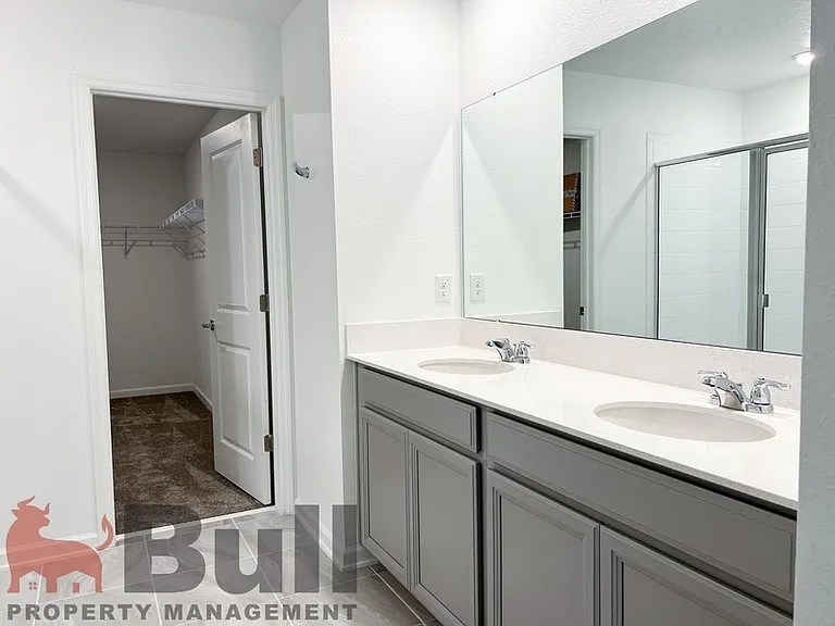 5030 Four Strand Ct — Photo 18