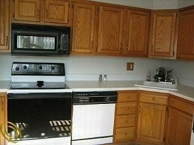 4th image of 6948 Bison St