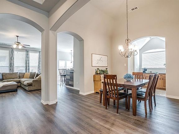 5th image of 5432 Thornbush Dr