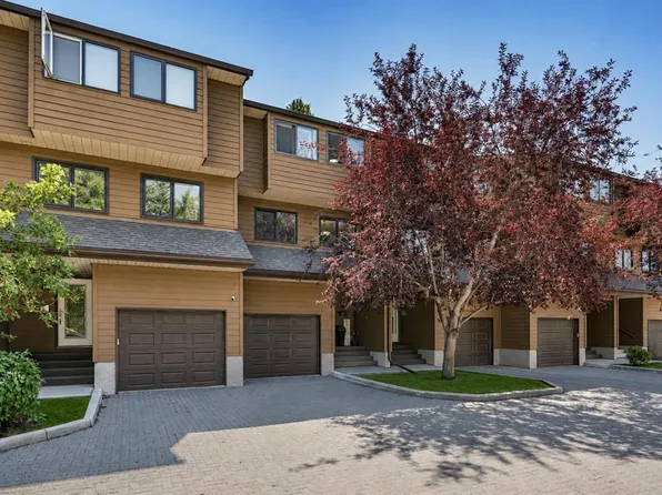 3131 NW 63rd Ave SW #205, Calgary, AB T3E 6N4