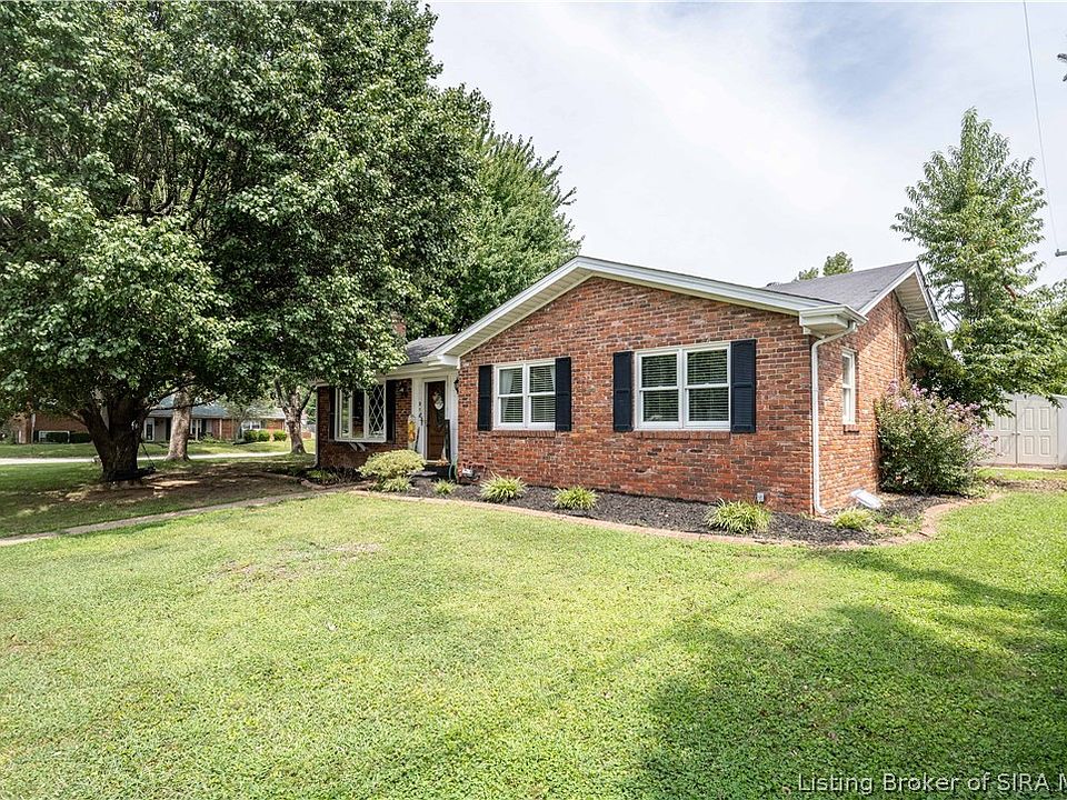 1st image of 914 Longfield Drive