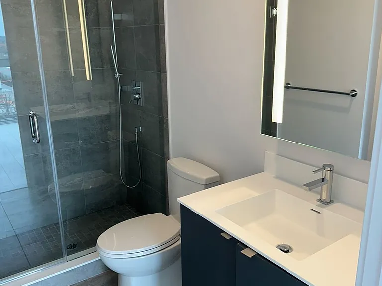 500 Dupont St #715 — Photo 5