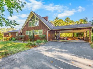 5901 La Sierra Dr, Pfafftown, NC 27040