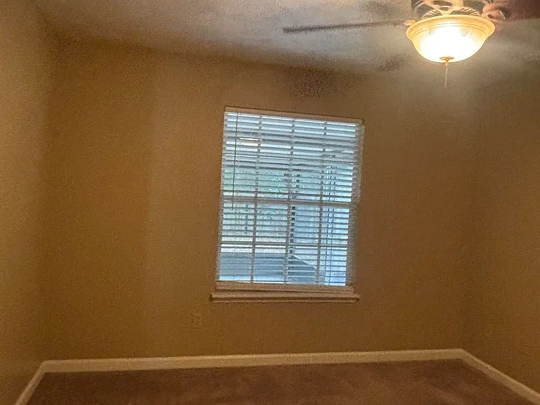 447 Richview Park Cir E — Photo 16