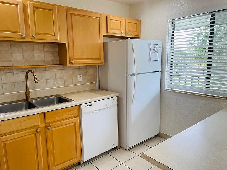 4080 Tivoli Ct #307 — Photo 8