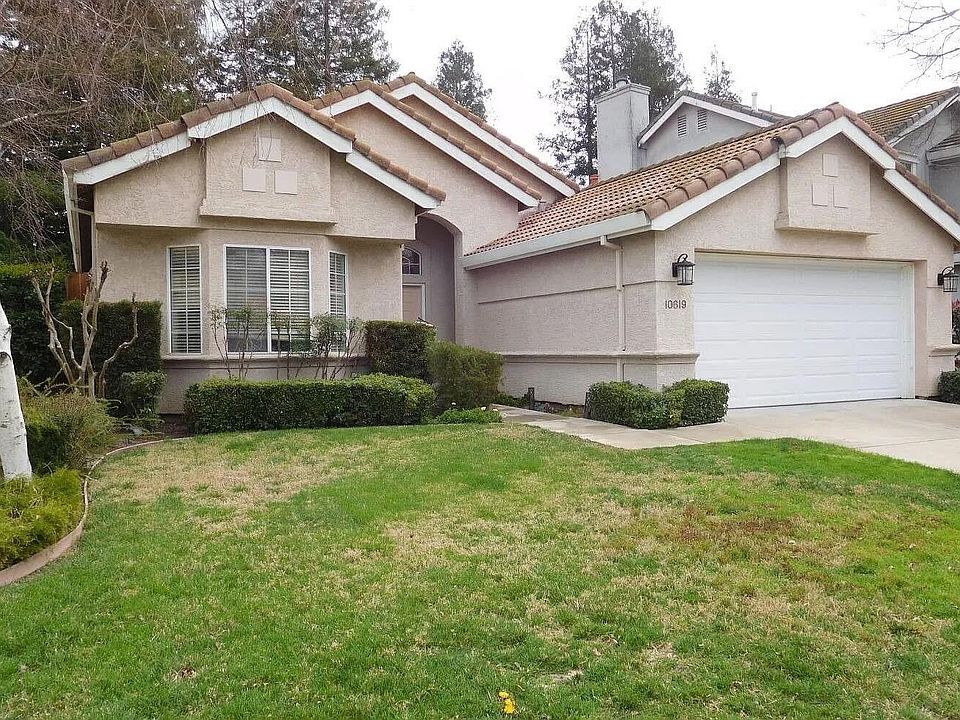 1st image of 10619 Pleasant Valley Cir