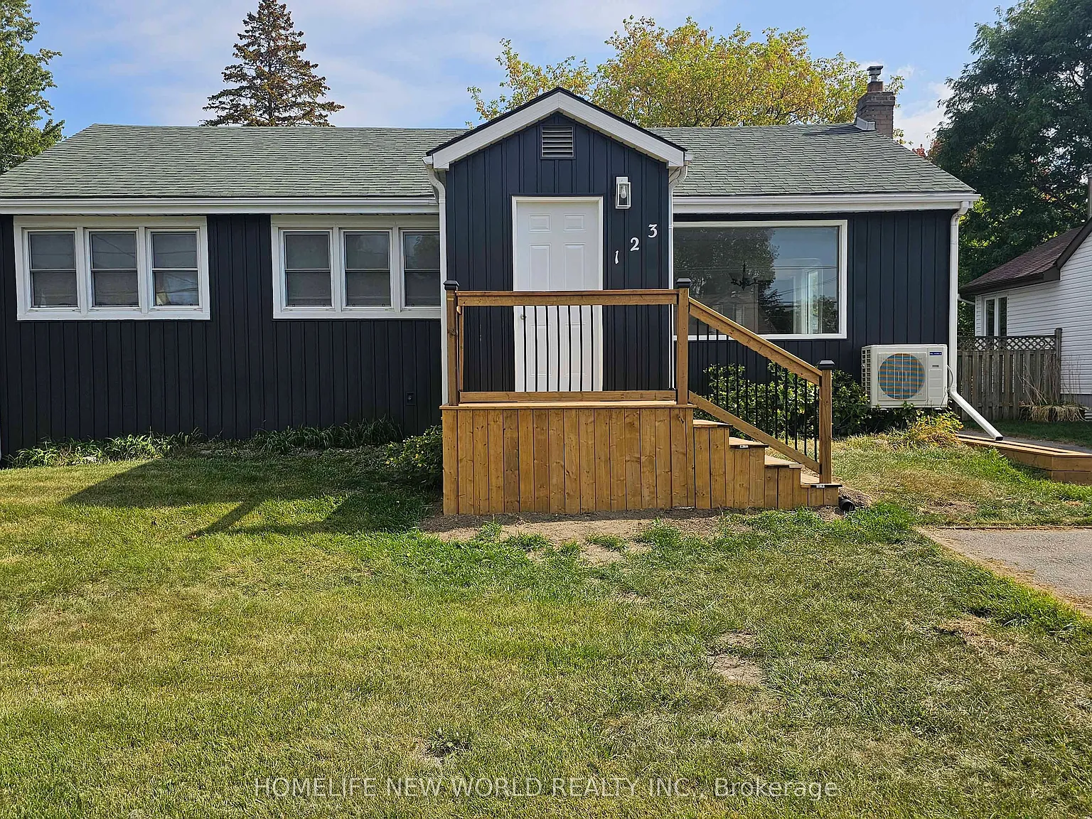 3 bed, $2,200 — Photo 1