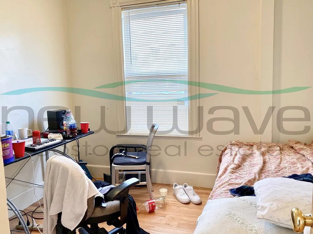 3 bed, 1150 sqft, $4,300 — Photo 4
