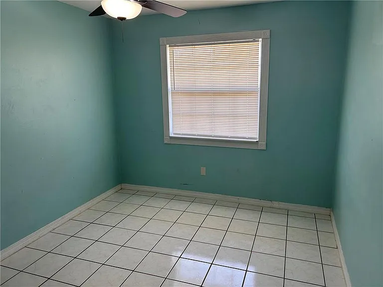 725 Oakwood Dr — Photo 22