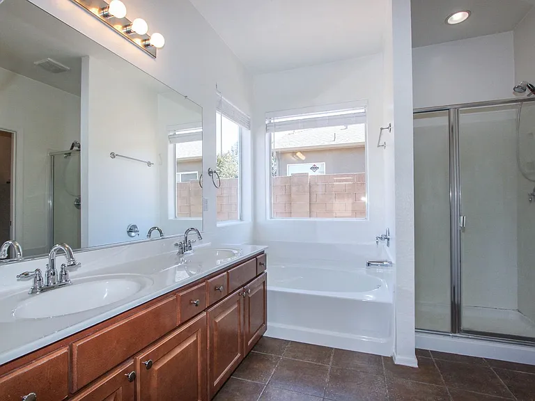7905 N Music Mountain Ln — Photo 9